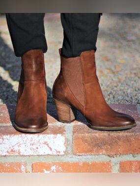 Paul Green Jules Brown Leather block heel Chelsea Ankle Boots